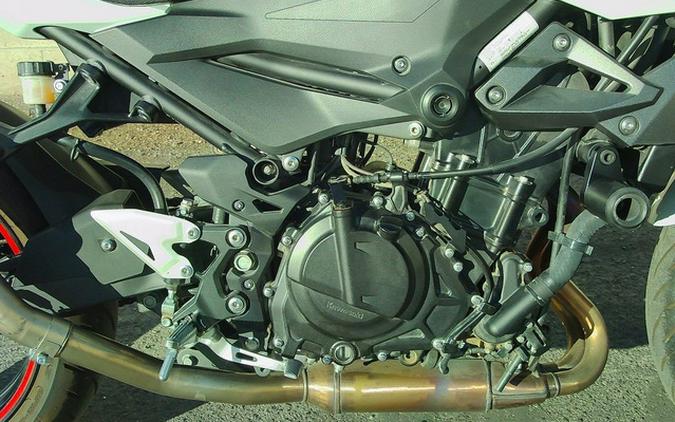 2022 Kawasaki Z400 ABS
