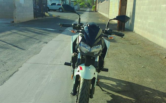 2022 Kawasaki Z400 ABS