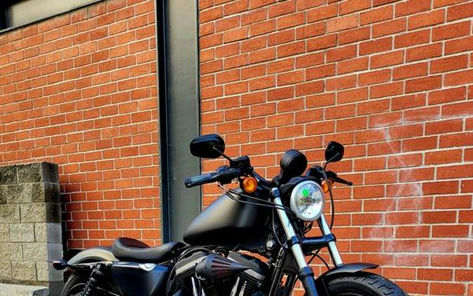 2015 Harley-Davidson® XL883N - Sportster® Iron 883™