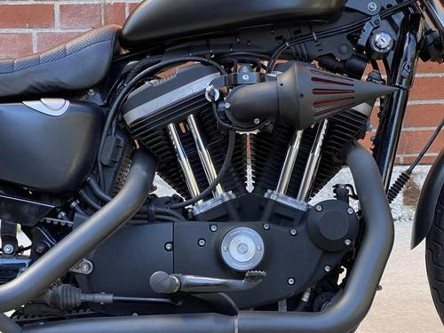 2015 Harley-Davidson® XL883N - Sportster® Iron 883™