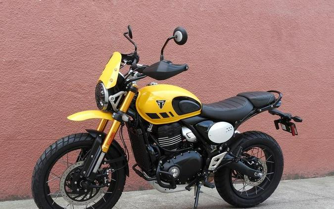 2026 Triumph Scrambler 400 XC Racing Yellow