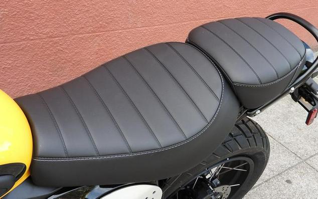 2026 Triumph Scrambler 400 XC Racing Yellow