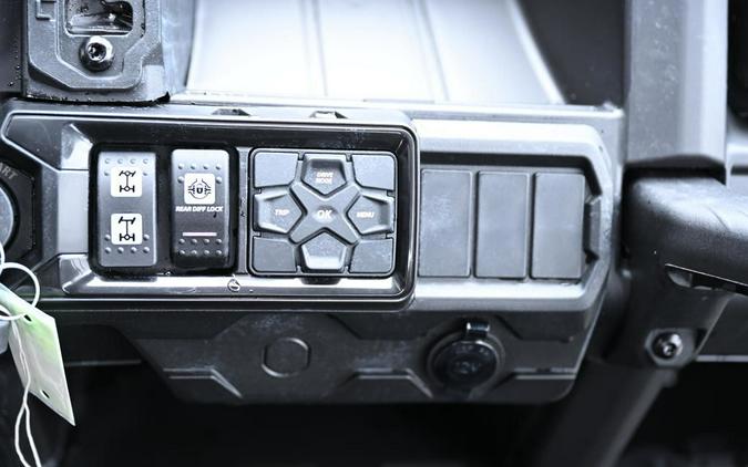 2026 Can-Am® Defender MAX XT HD9