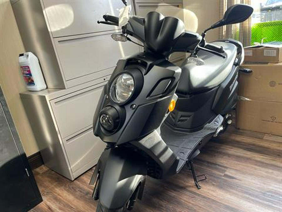 2022 Genuine Scooters Hooligan 170i