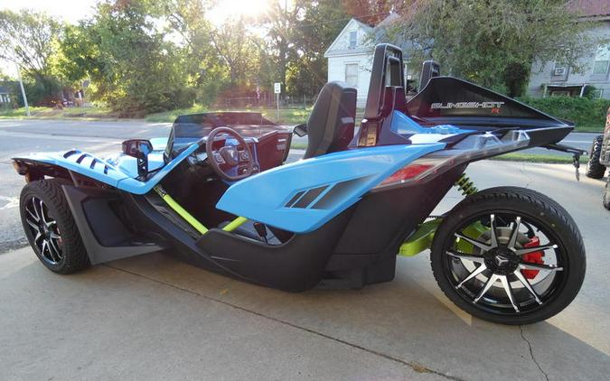 2023 Polaris Slingshot® R Miami Blue Fade (Manual)