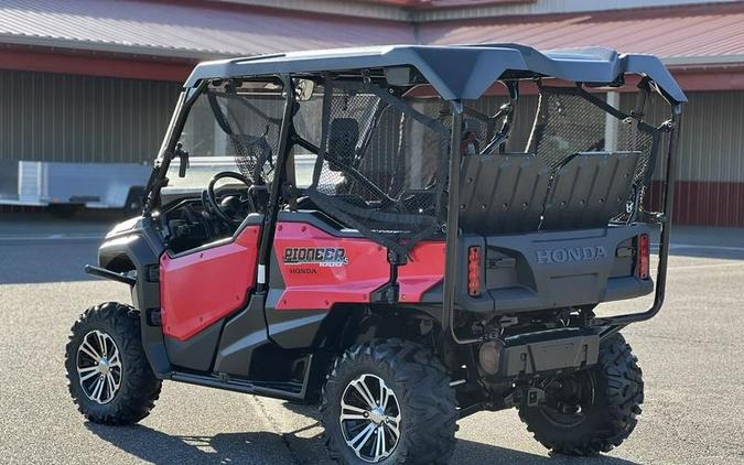 2018 Honda® Pioneer 1000-5 Deluxe