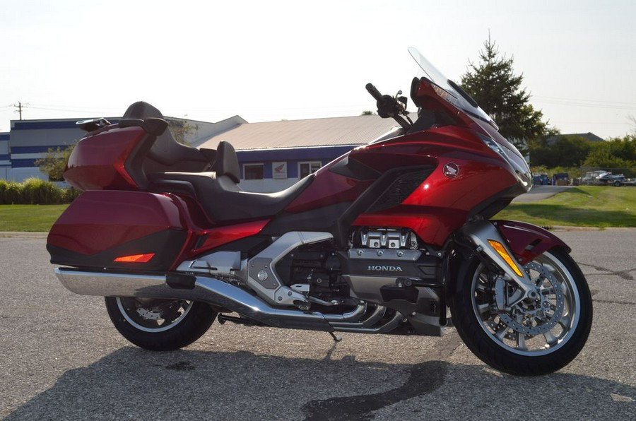 2018 Honda® Gold Wing Tour Automatic DCT Candy Ardent Red