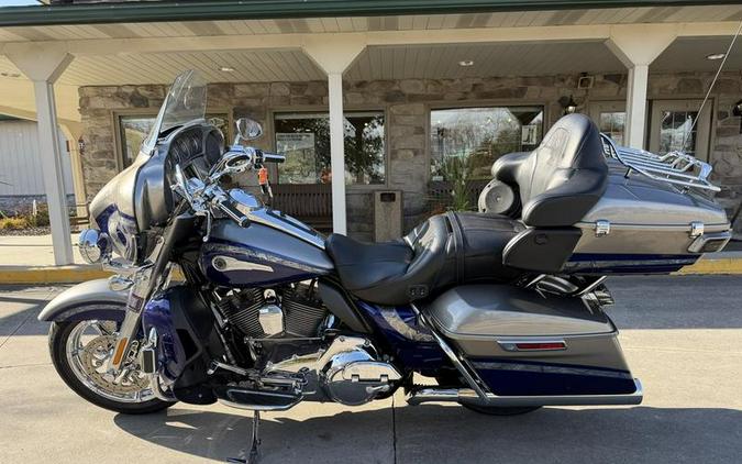 2016 Harley-Davidson® FLHTKSE - CVO™ Limited