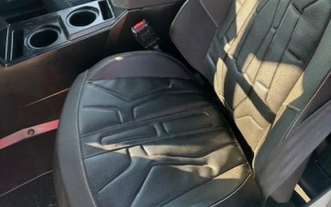 2024 Polaris GENERAL XP 4 1000 Premium