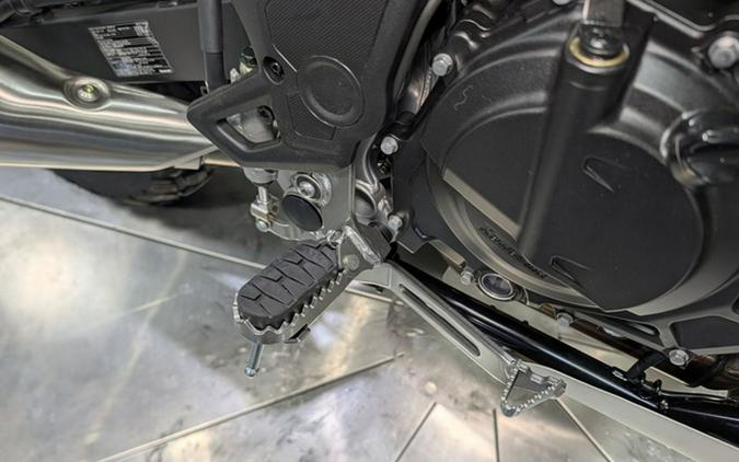 2026 Kawasaki KLE500 SE ABS