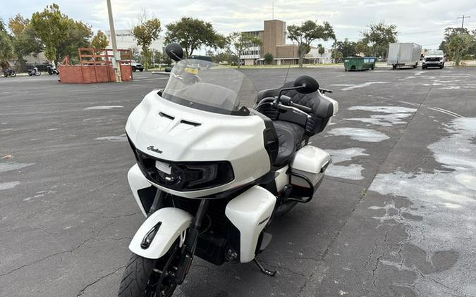 2023 Indian Pursuit Dark Horse With Premium Package Icon Pearl White / Black Metallic