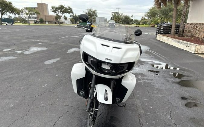 2023 Indian Pursuit Dark Horse With Premium Package Icon Pearl White / Black Metallic