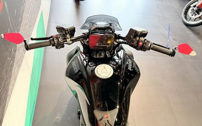 2024 Ducati Diavel V4 Black