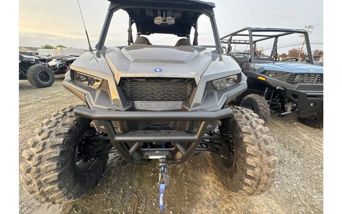 2025 Polaris GENERAL XP 4 1000 ULTIMATE