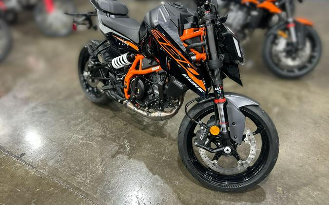 2026 KTM 390 DUKE