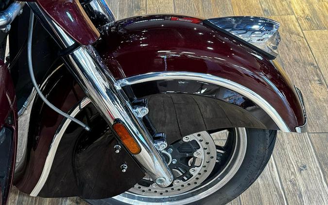 2021 Indian Motorcycle® Roadmaster® Maroon Metallic/Crimson Metallic