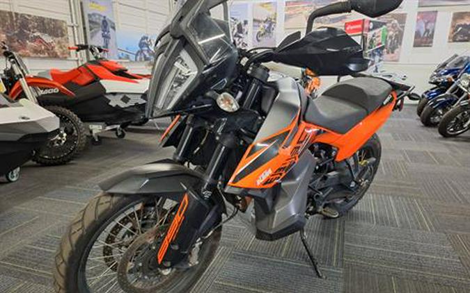 2022 KTM 890 Adventure