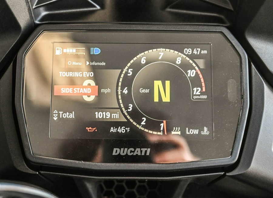 2025 Ducati Multistrada V2 S Storm Green