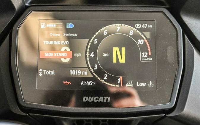 2025 Ducati Multistrada V2 S Storm Green