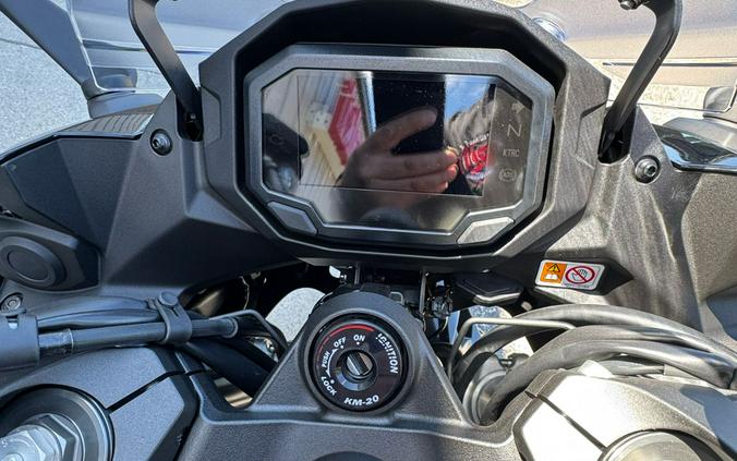 2025 Kawasaki Ninja 1100SX ABS