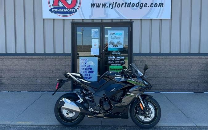 2025 Kawasaki Ninja 1100SX ABS