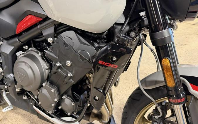 2026 Triumph Trident 800 Ash grey