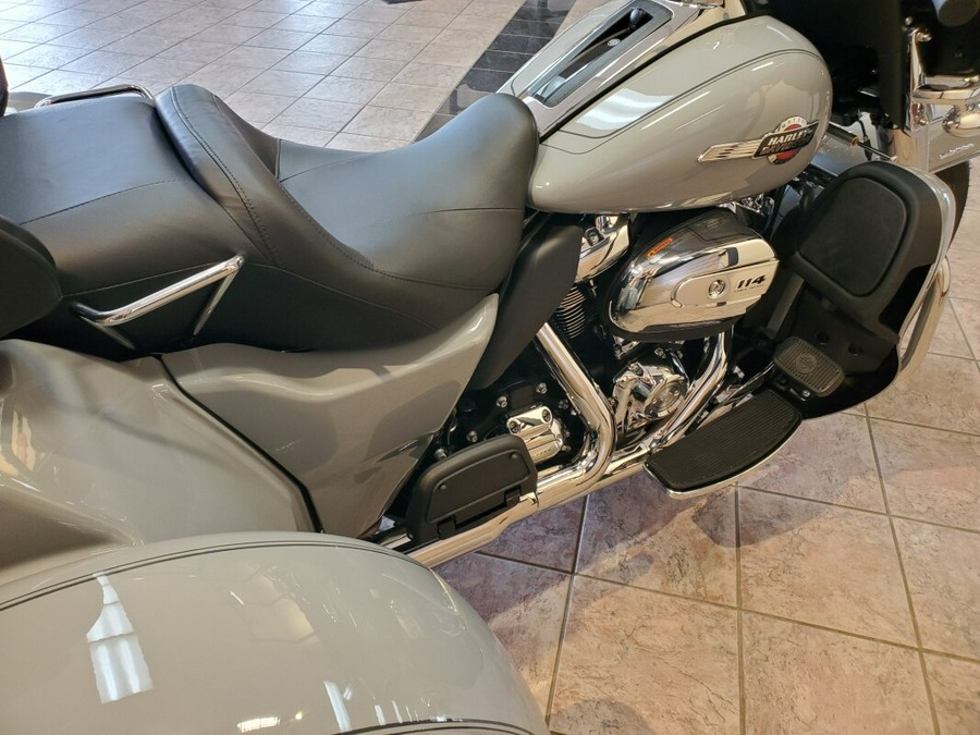 2024 Harley-Davidson Tri Glide Ultra Billiard Gray