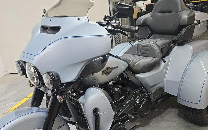 FLHTCUTG 2025 Tri Glide® Ultra