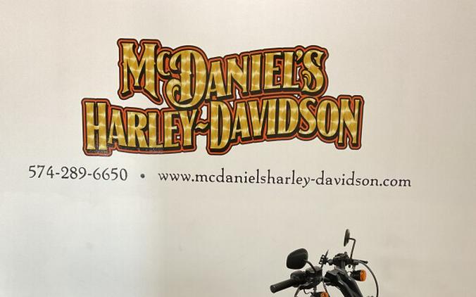 2020 Harley-Davidson® Street Bob® Vivid Black