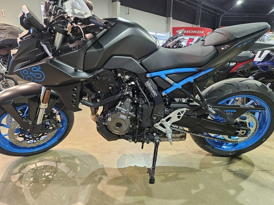 2024 Suzuki GSX-8S