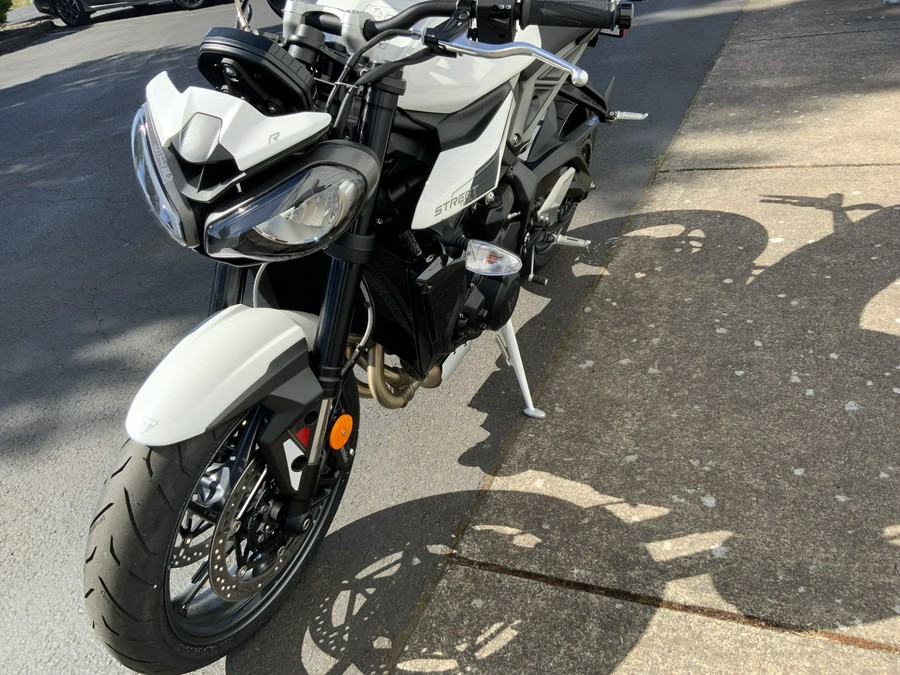 2024 Triumph Street Triple 765