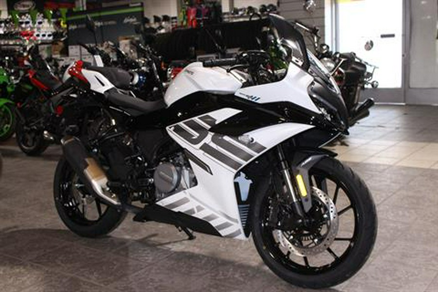 2026 CFMOTO 300SS
