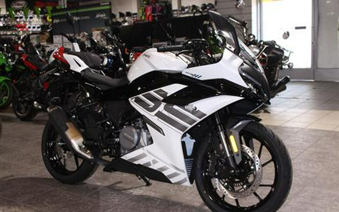 2026 CFMOTO 300SS