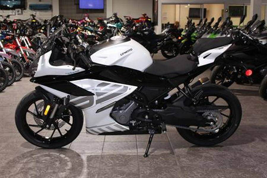 2026 CFMOTO 300SS