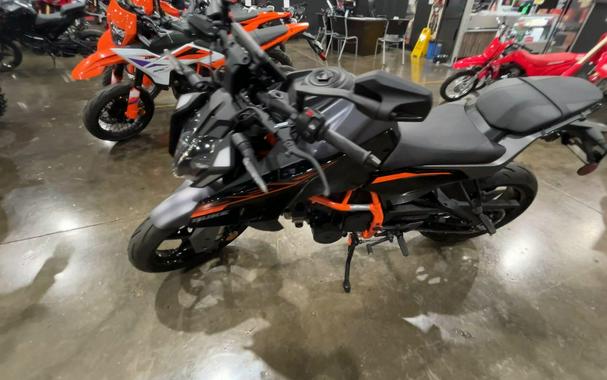 2026 KTM 390 DUKE