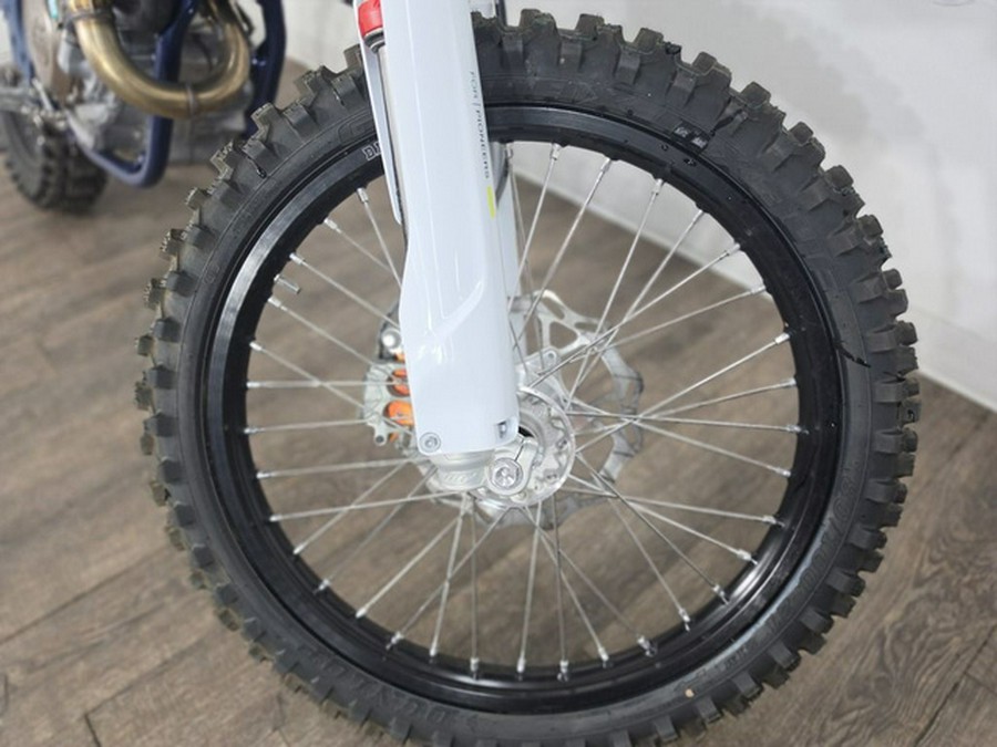 2025 Husqvarna FC 250