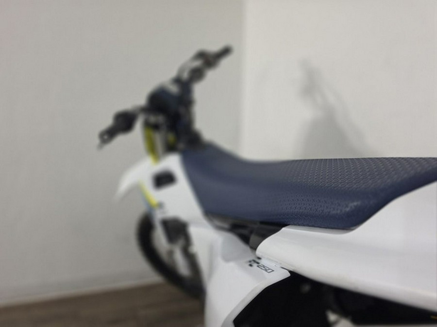 2025 Husqvarna FC 250
