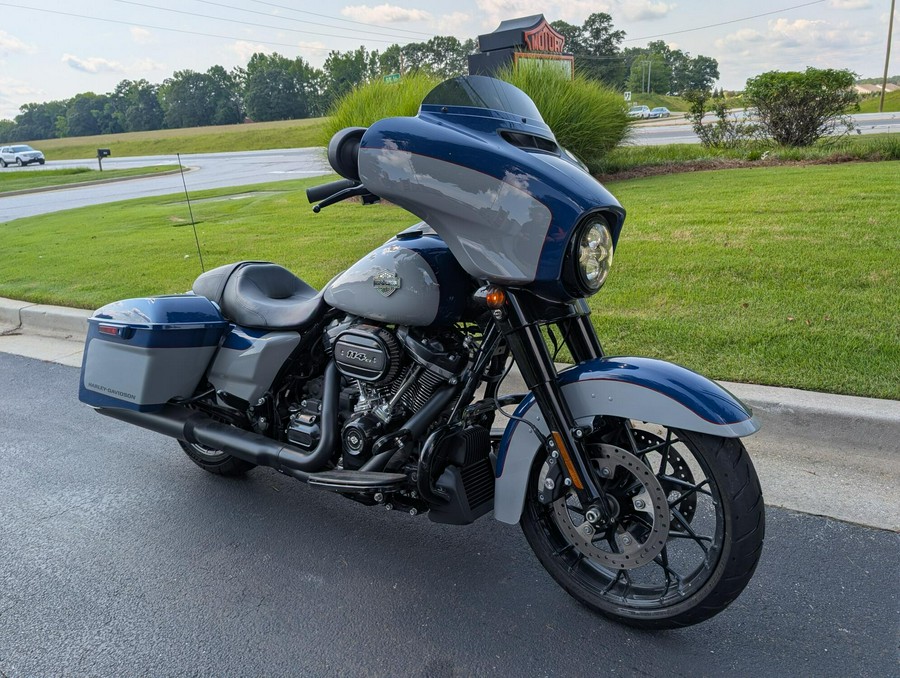 2023 Harley-Davidson® Street Glide® Special