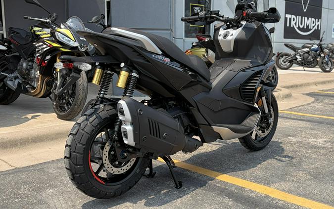 2027 Aprilia SR GT 400