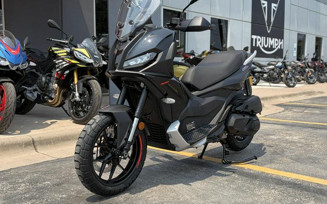 2027 Aprilia SR GT 400
