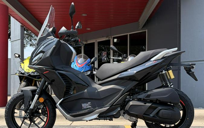 2027 Aprilia SR GT 400