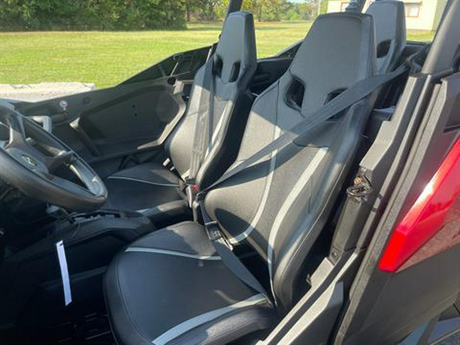 2026 Can-Am Commander MAX XT 700