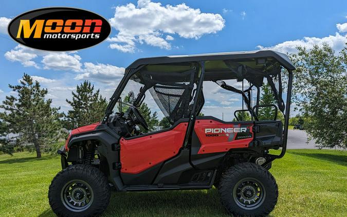 2023 Honda Pioneer 1000-5 Deluxe DELUXE RED