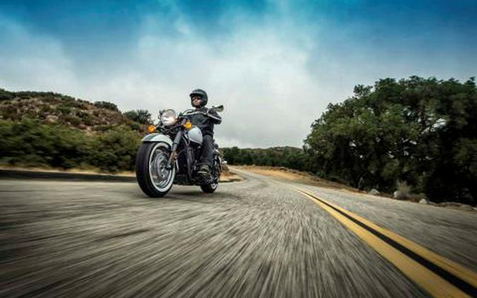 2015 Kawasaki Vulcan® 900 Classic