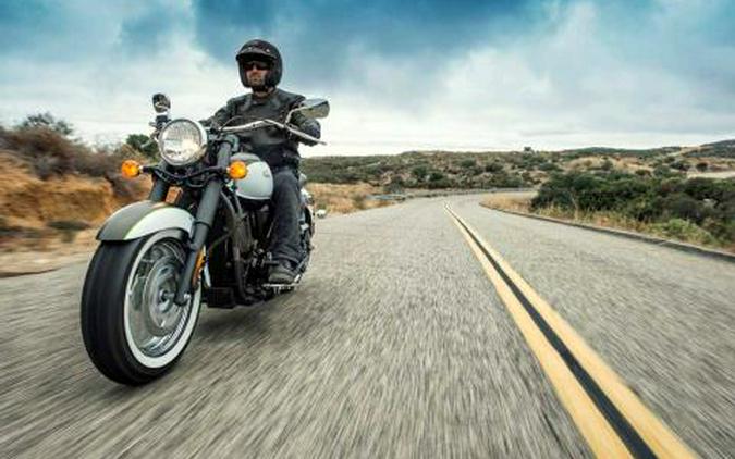 2015 Kawasaki Vulcan® 900 Classic