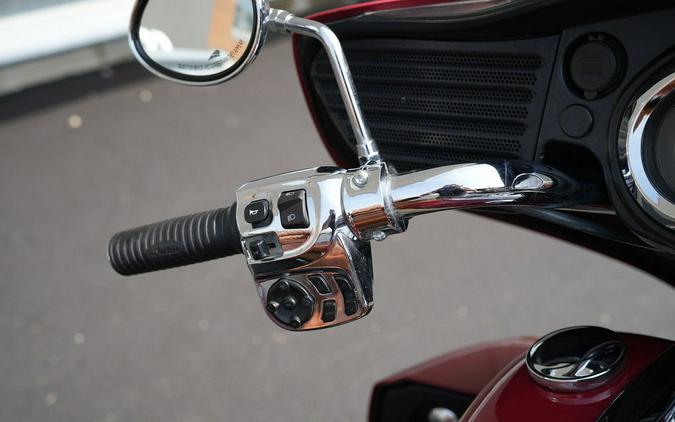 2016 Indian Motorcycle Roadmaster Indian Motorcycle Red and Ivory Cream
