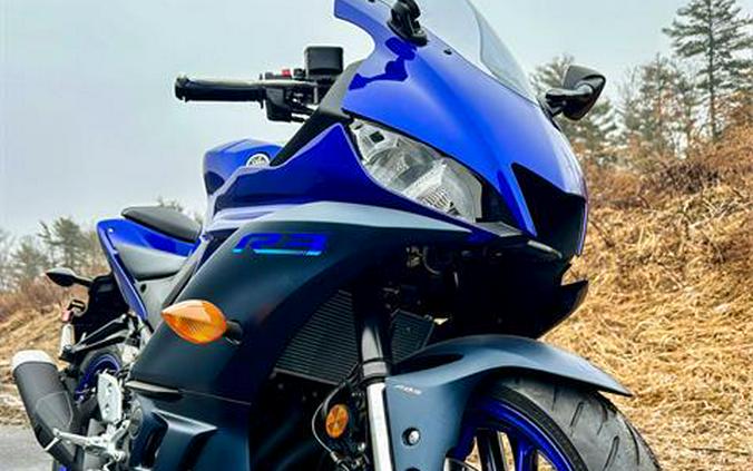 2023 Yamaha YZF-R3 ABS