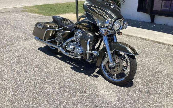 2016 Harley-Davidson® FLHXS - Street Glide® Special