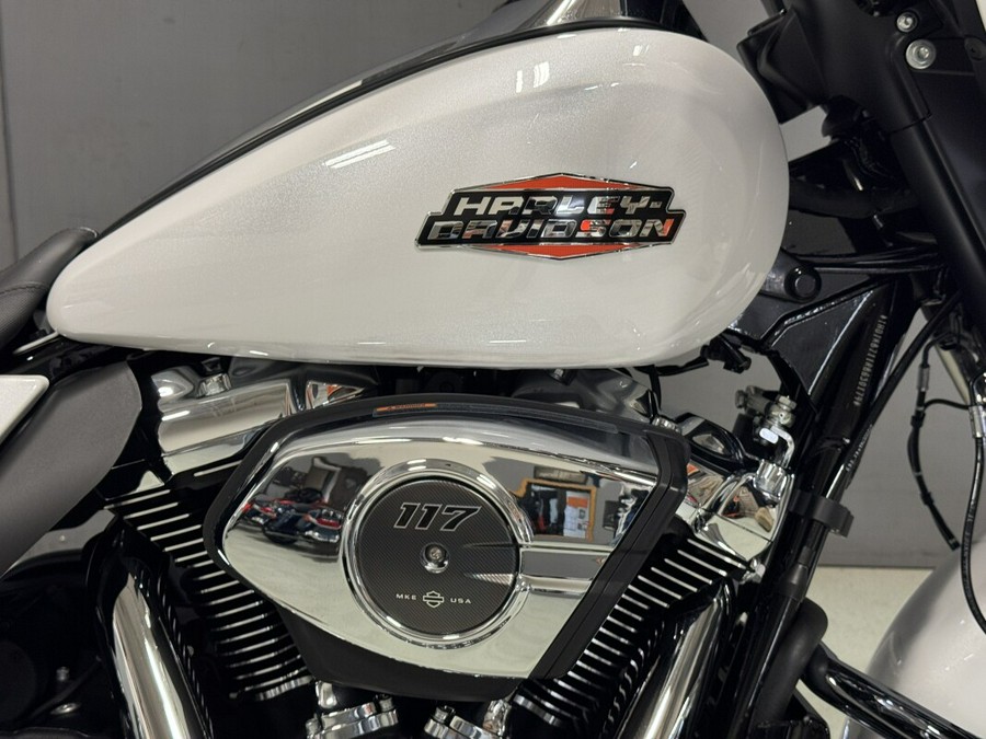 FLHX 2024 Street Glide®