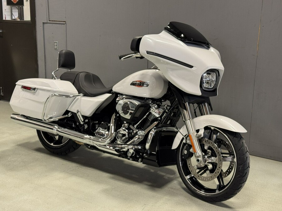 FLHX 2024 Street Glide®